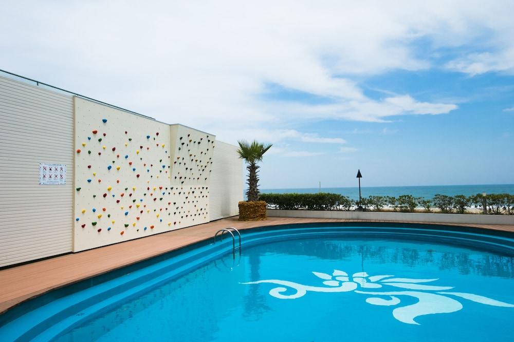 Sayan Terrace Hotel&Resort Onjuku Bagian luar foto