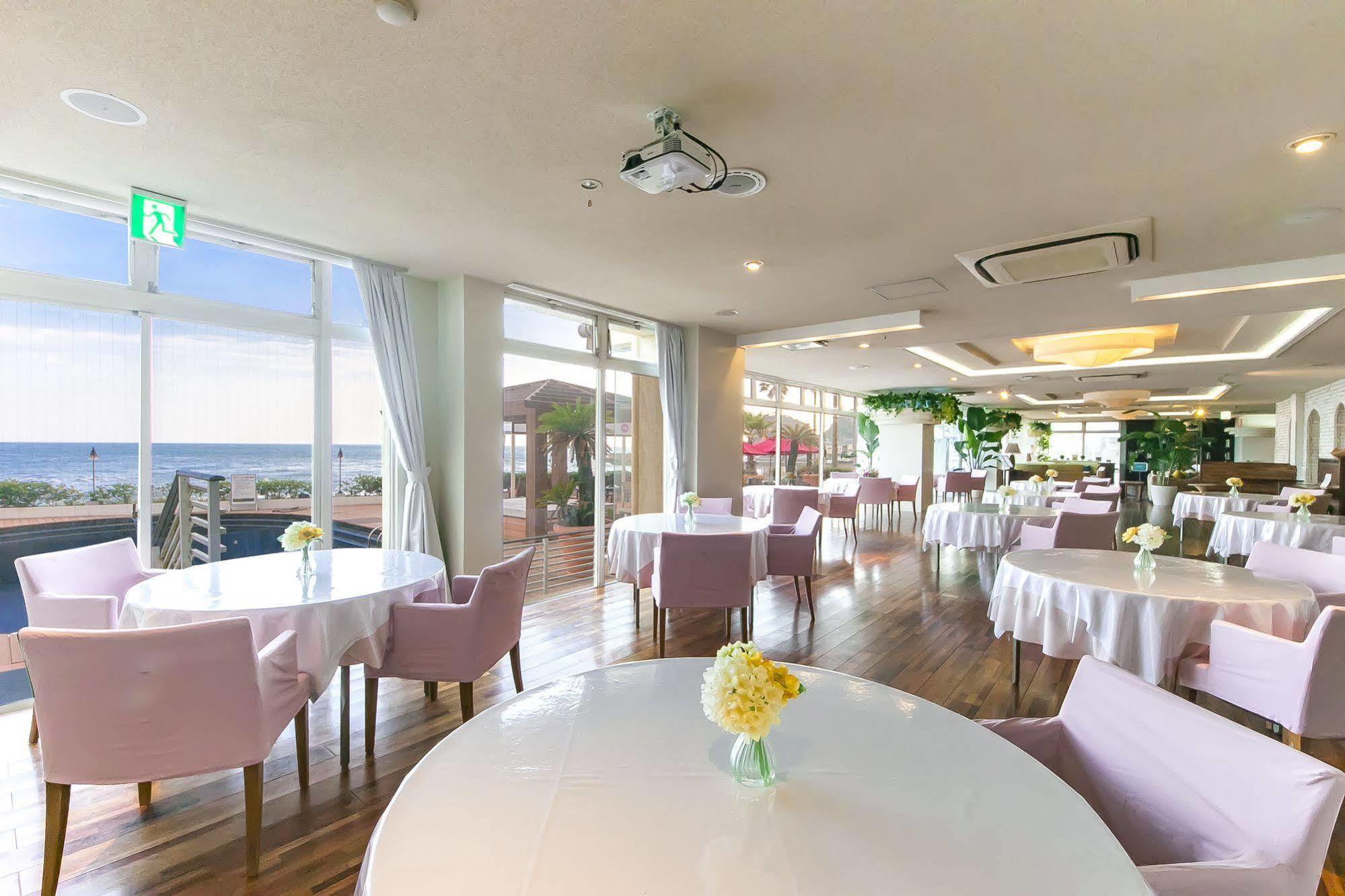 Sayan Terrace Hotel&Resort Onjuku Bagian luar foto